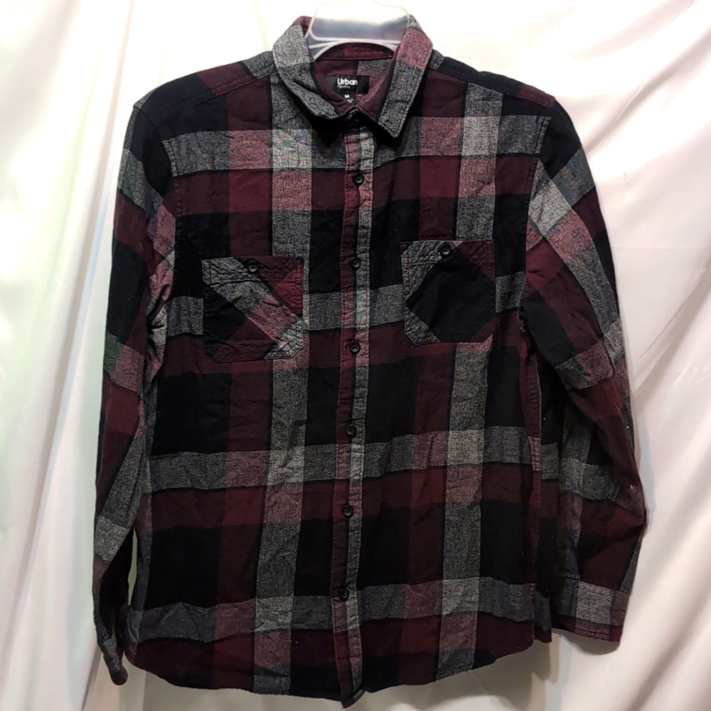 Men's Urban Pipeline Plaid Flannel Button Up Shirt Size Medium